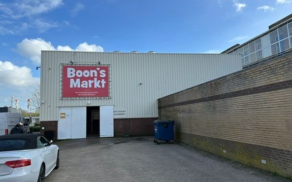 Boon's Markt Leimuiden na gevelreiniging